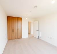 48-Heron-Place-Watford-Village-bedroom-1
