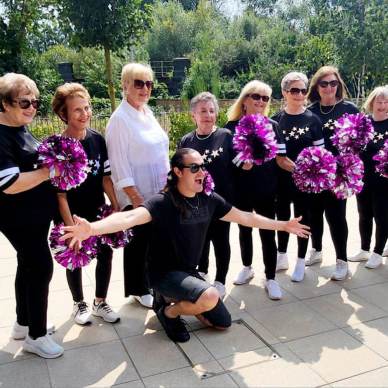 Mayfield Watford cheerleaders