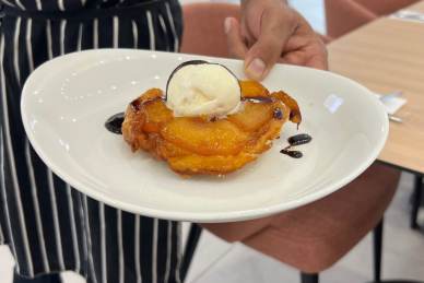 Classic chef-made apple tarte tartin