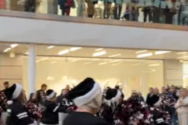Mayfield Belles performing in Watford